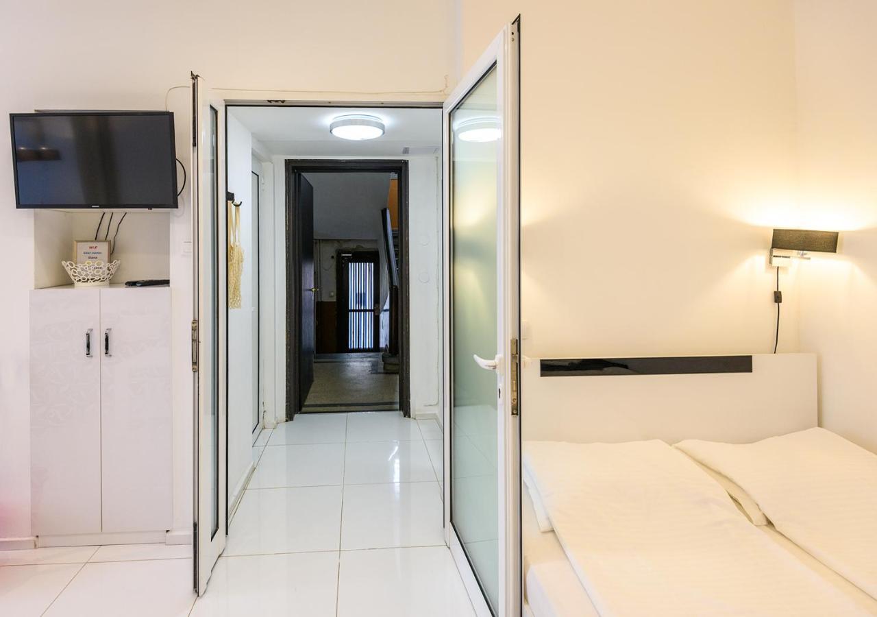 Zero-Waste Studio Apartment In Central Sofia Luaran gambar